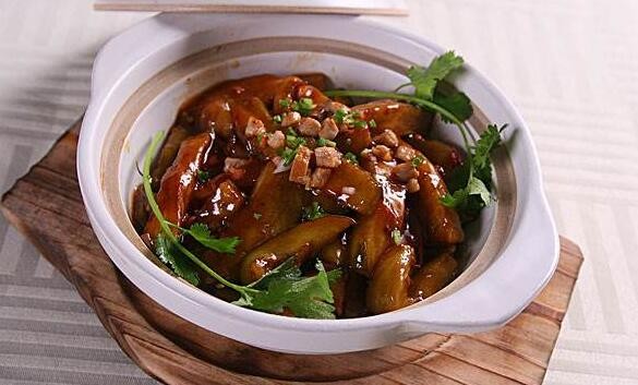 【健康饮食】鳄鱼肉的营养价值及功效作用有那些?