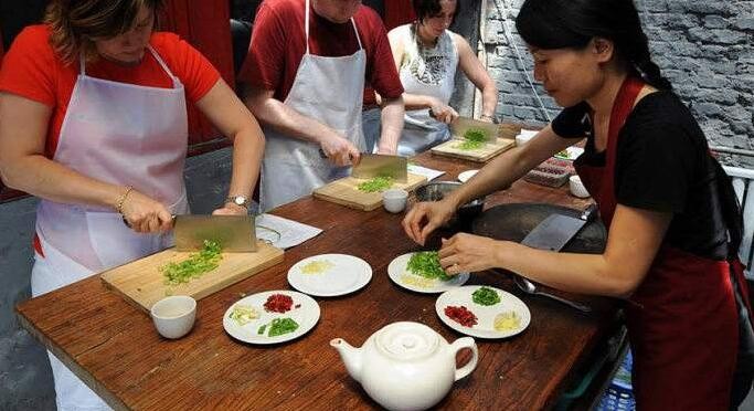 【健康饮食】如何做戚风蛋糕不塌陷不开裂？