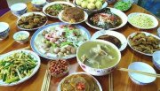 食材之电饭煲焖鸡的方法(步骤)